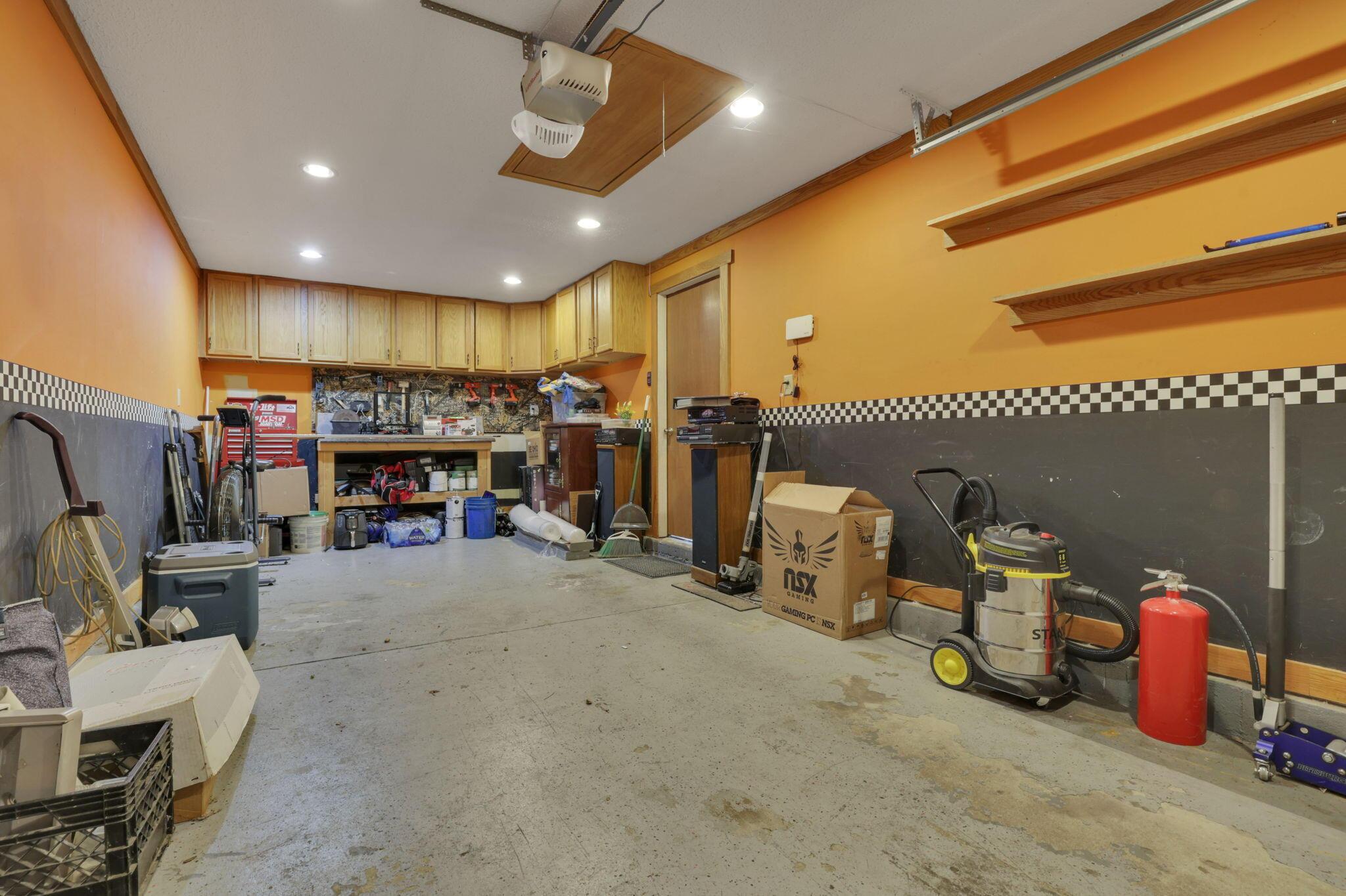 1730 Chippewa Drive, Circleville, Ohio image 24