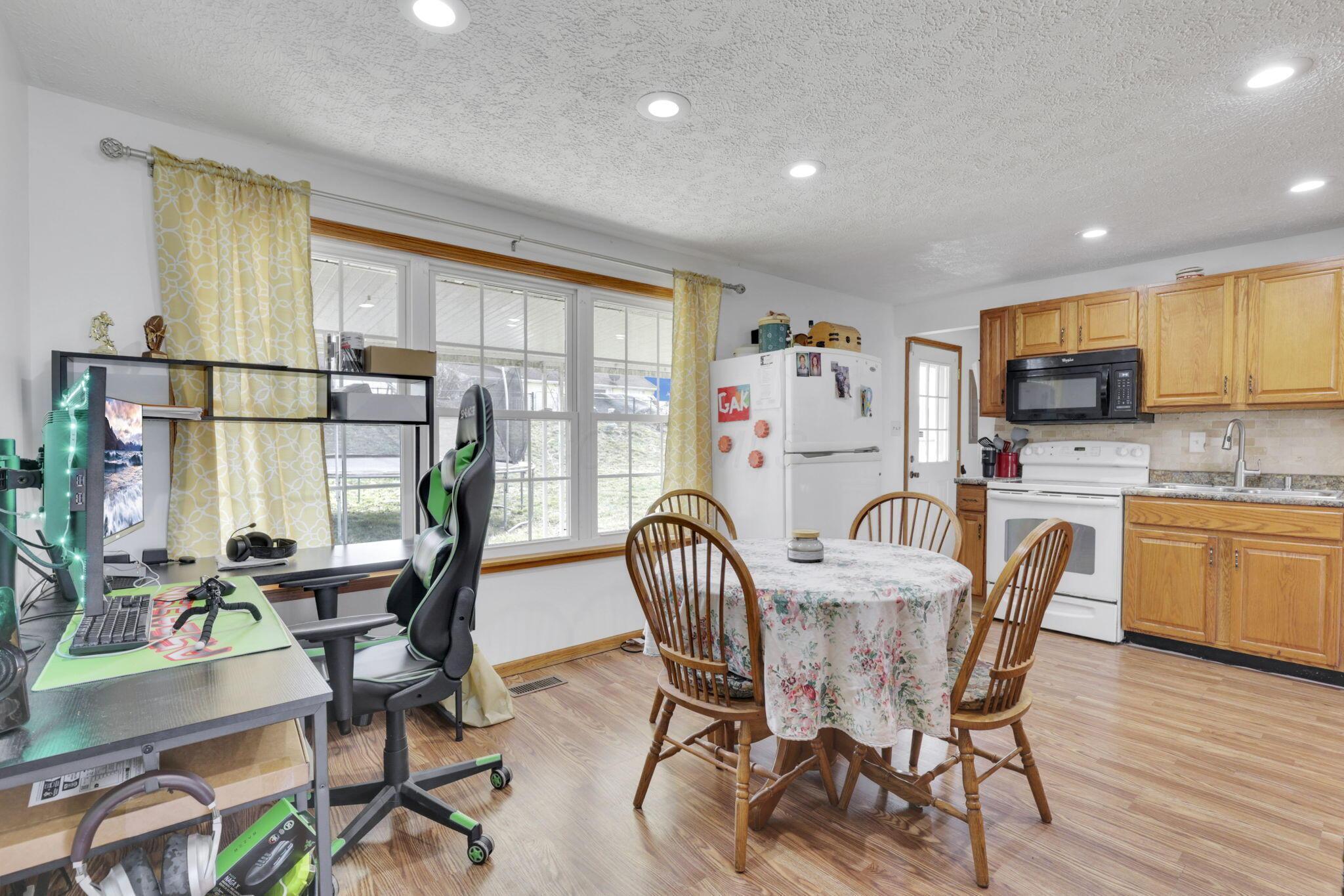 1730 Chippewa Drive, Circleville, Ohio image 10