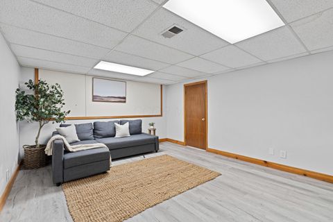 Tiny photo for 4305 Castleton Road, Upper Arlington, OH 43220 (MLS # 226006634)