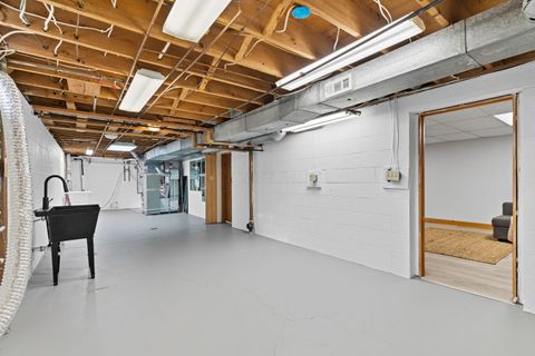 Tiny photo for 4305 Castleton Road, Upper Arlington, OH 43220 (MLS # 226006634)