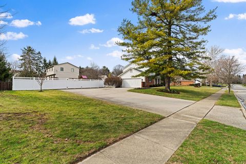 Tiny photo for 4305 Castleton Road, Upper Arlington, OH 43220 (MLS # 226006634)