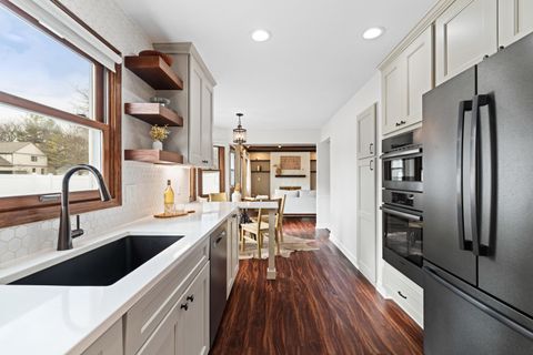 Tiny photo for 4305 Castleton Road, Upper Arlington, OH 43220 (MLS # 226006634)