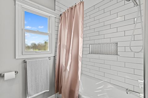 Tiny photo for 4305 Castleton Road, Upper Arlington, OH 43220 (MLS # 226006634)