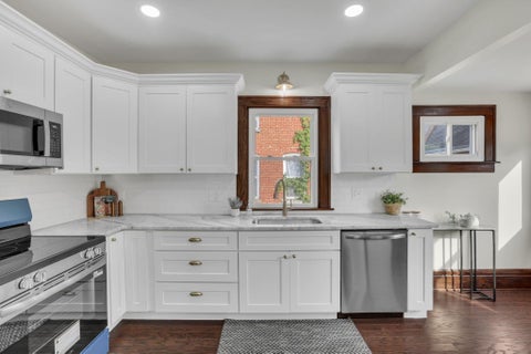 Tiny photo for 201 S Main Street, London, OH 43140 (MLS # 226027365)