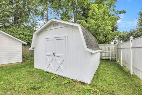 Tiny photo for 201 S Main Street, London, OH 43140 (MLS # 226027365)