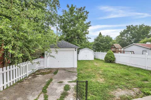 Tiny photo for 201 S Main Street, London, OH 43140 (MLS # 226027365)