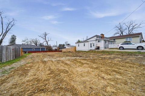 Photo of 183 Park Street, Buckeye Lake, OH 43008 (MLS # 225045546)