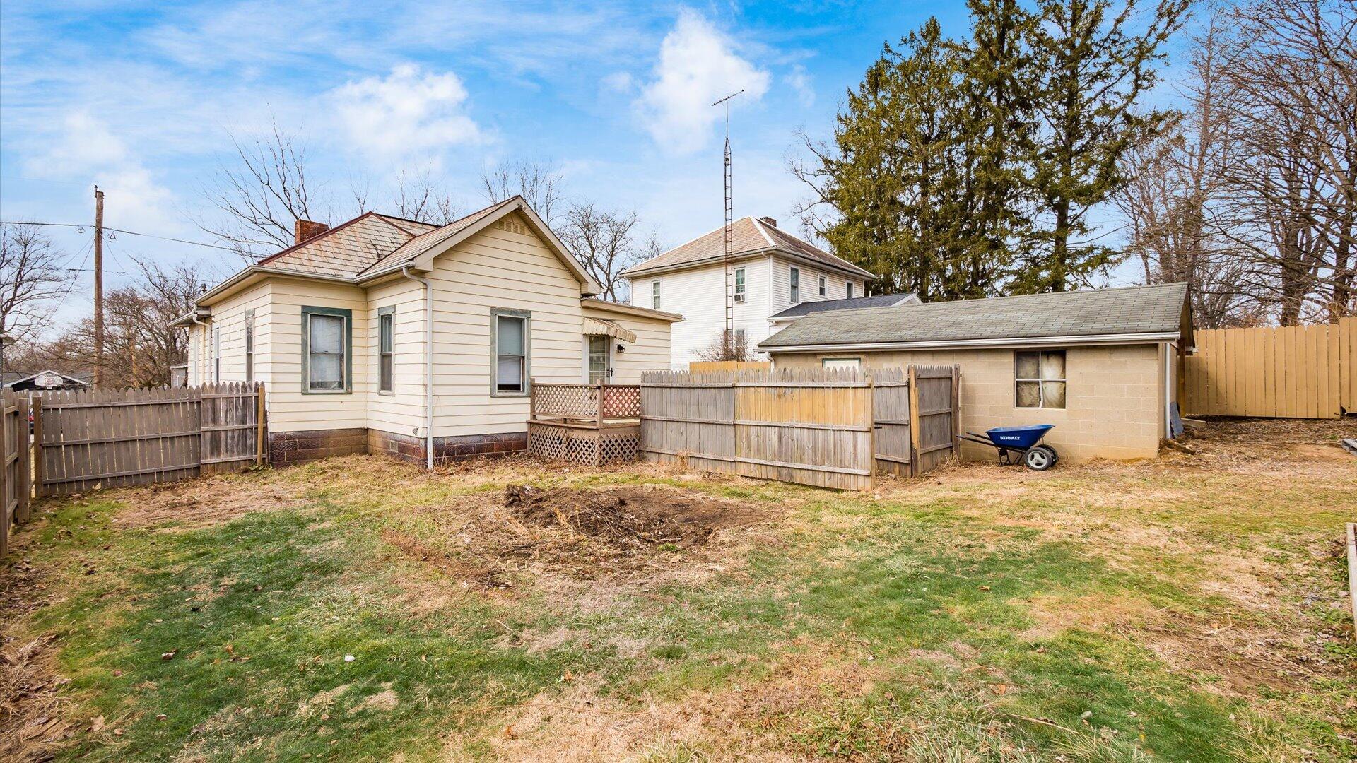 111 S Maple Heights, New Lexington, Ohio image 30