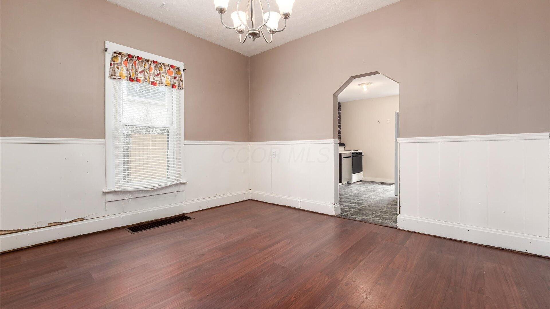 111 S Maple Heights, New Lexington, Ohio image 11