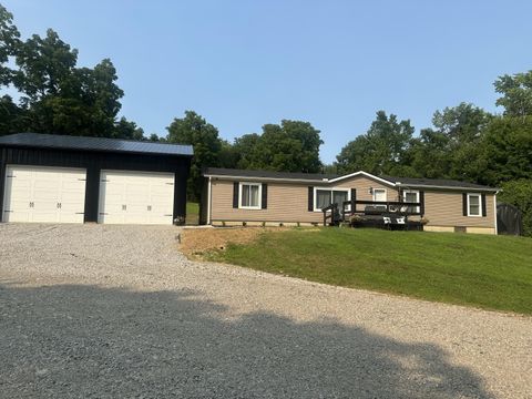 Photo of 5246 Township Road 398a, Somerset, OH 43783 (MLS # 226026321)