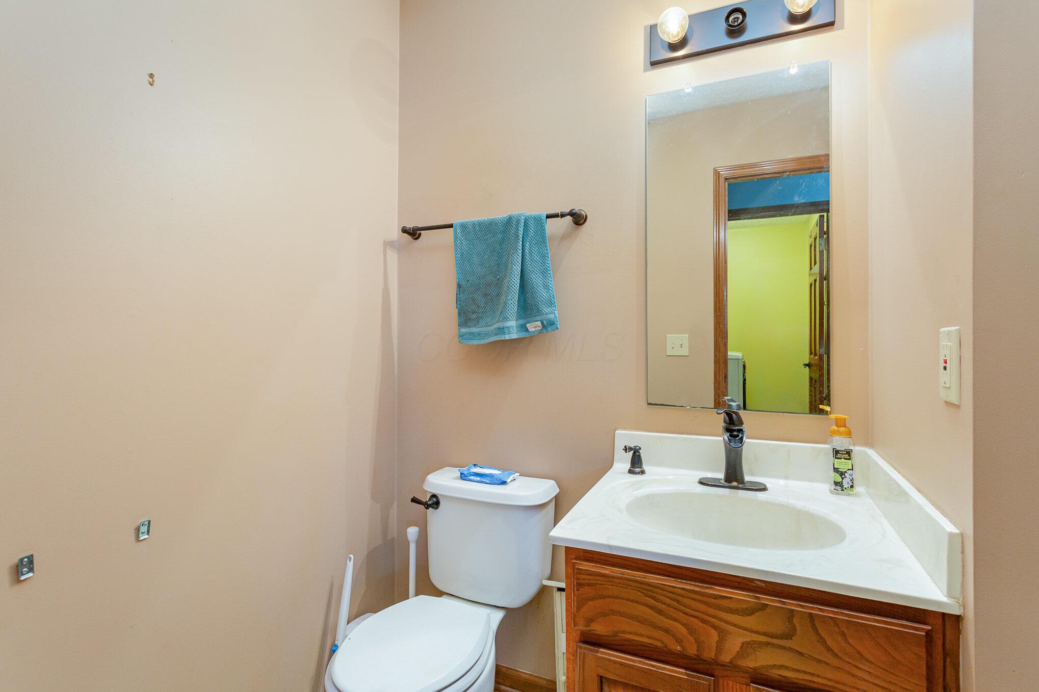 143 Yehlshire Drive, Galloway, Ohio image 12