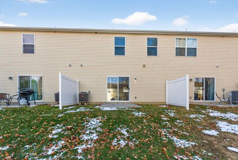 Tiny photo for 5478 Albany Terrace Way 1405 #1405, Westerville, OH 43081 (MLS # 225045472)