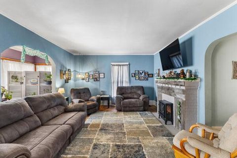 Tiny photo for 714 E Church Street, Marion, OH 43302 (MLS # 226007328)