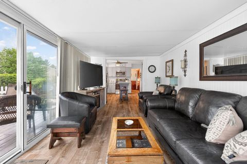 Tiny photo for 4148 Panorama Drive, Columbus, OH 43230 (MLS # 226014670)