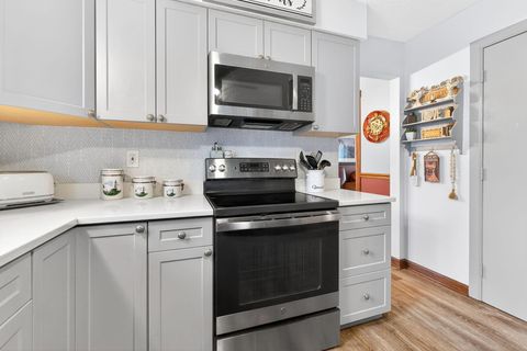 Tiny photo for 4148 Panorama Drive, Columbus, OH 43230 (MLS # 226014670)
