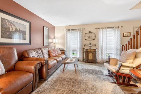 Tiny photo for 4148 Panorama Drive, Columbus, OH 43230 (MLS # 226014670)