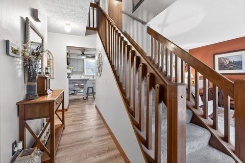 Tiny photo for 4148 Panorama Drive, Columbus, OH 43230 (MLS # 226014670)