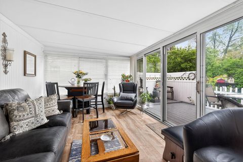 Tiny photo for 4148 Panorama Drive, Columbus, OH 43230 (MLS # 226014670)