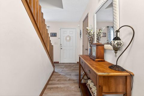 Tiny photo for 4148 Panorama Drive, Columbus, OH 43230 (MLS # 226014670)