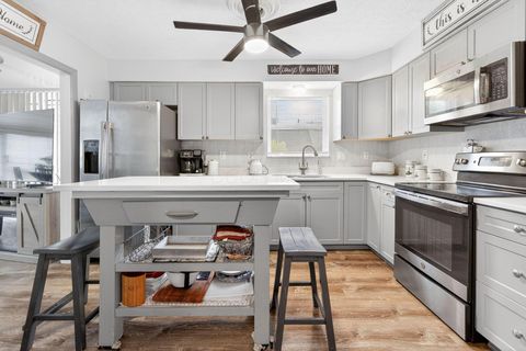 Tiny photo for 4148 Panorama Drive, Columbus, OH 43230 (MLS # 226014670)