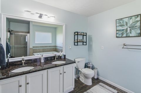 Tiny photo for 1955 Royal Oak Drive, Lewis Center, OH 43035 (MLS # 225039638)