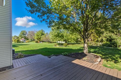 Tiny photo for 1955 Royal Oak Drive, Lewis Center, OH 43035 (MLS # 225039638)