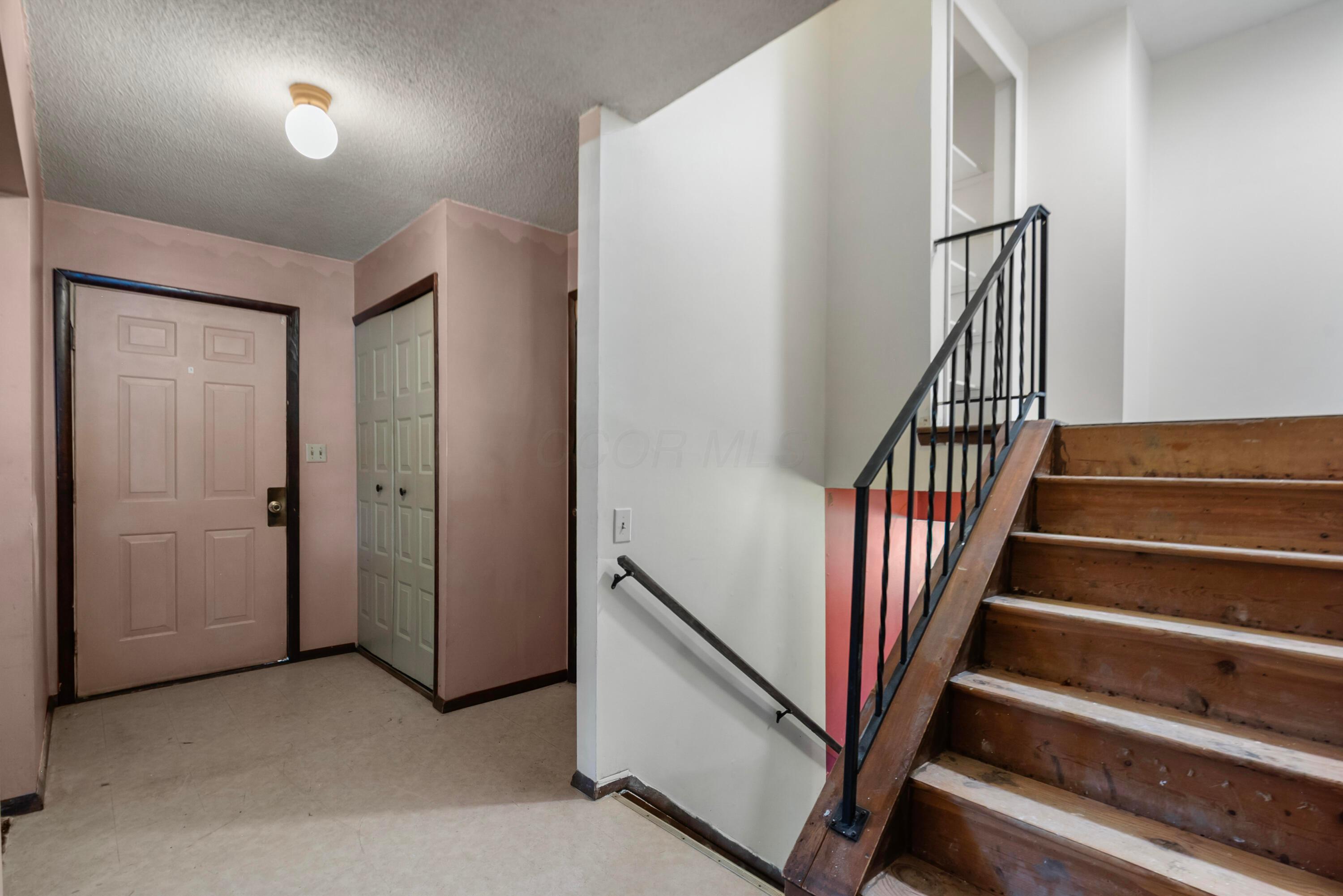 5728 Allenby Court