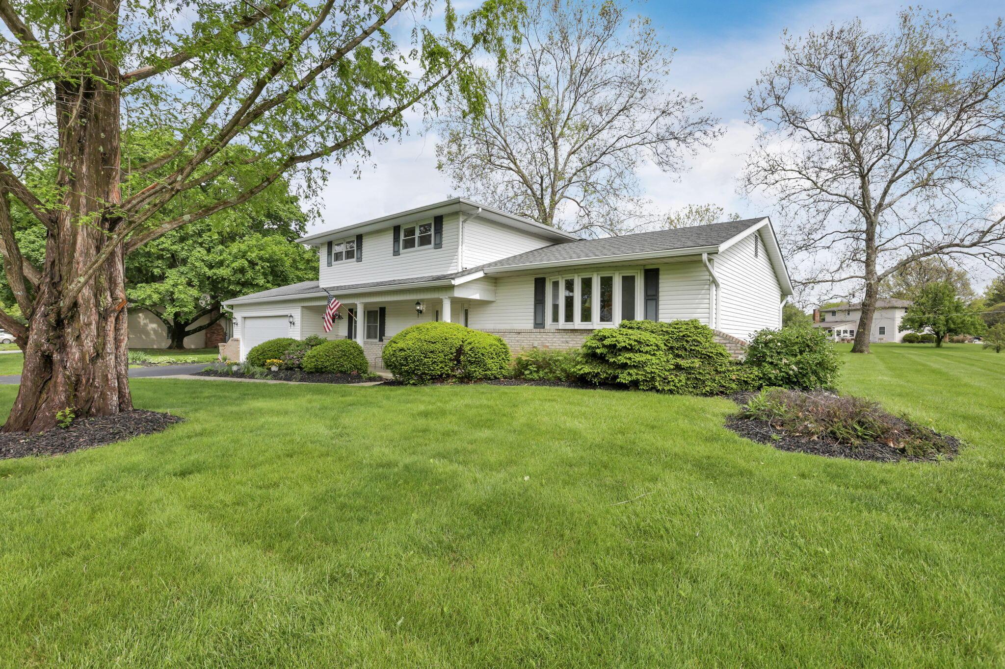 8880 Chevington Court, Pickerington, Ohio image 3
