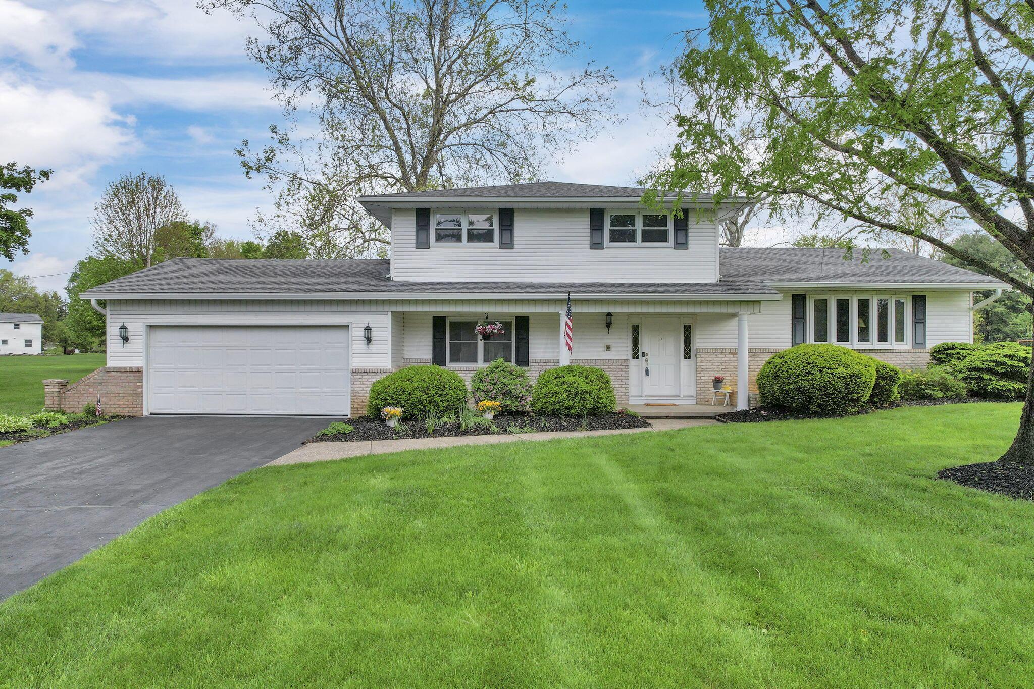8880 Chevington Court, Pickerington, Ohio image 2