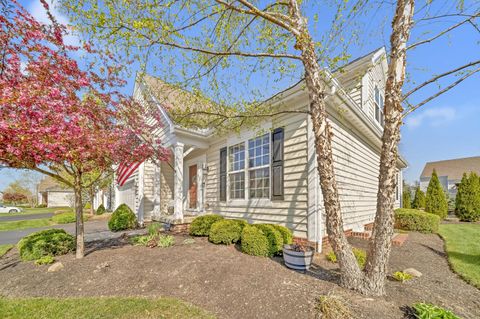 Photo of 6172 Rays Way 19 #19, Hilliard, OH 43026 (MLS # 225033523)