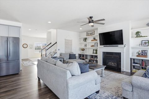 Tiny photo for 528 Golden Pond Avenue, Johnstown, OH 43031 (MLS # 226002937)