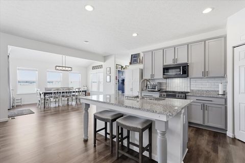 Tiny photo for 528 Golden Pond Avenue, Johnstown, OH 43031 (MLS # 226002937)