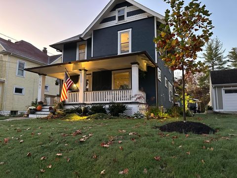 Photo of 151 W Lincoln Avenue, Delaware, OH 43015 (MLS # 226006635)