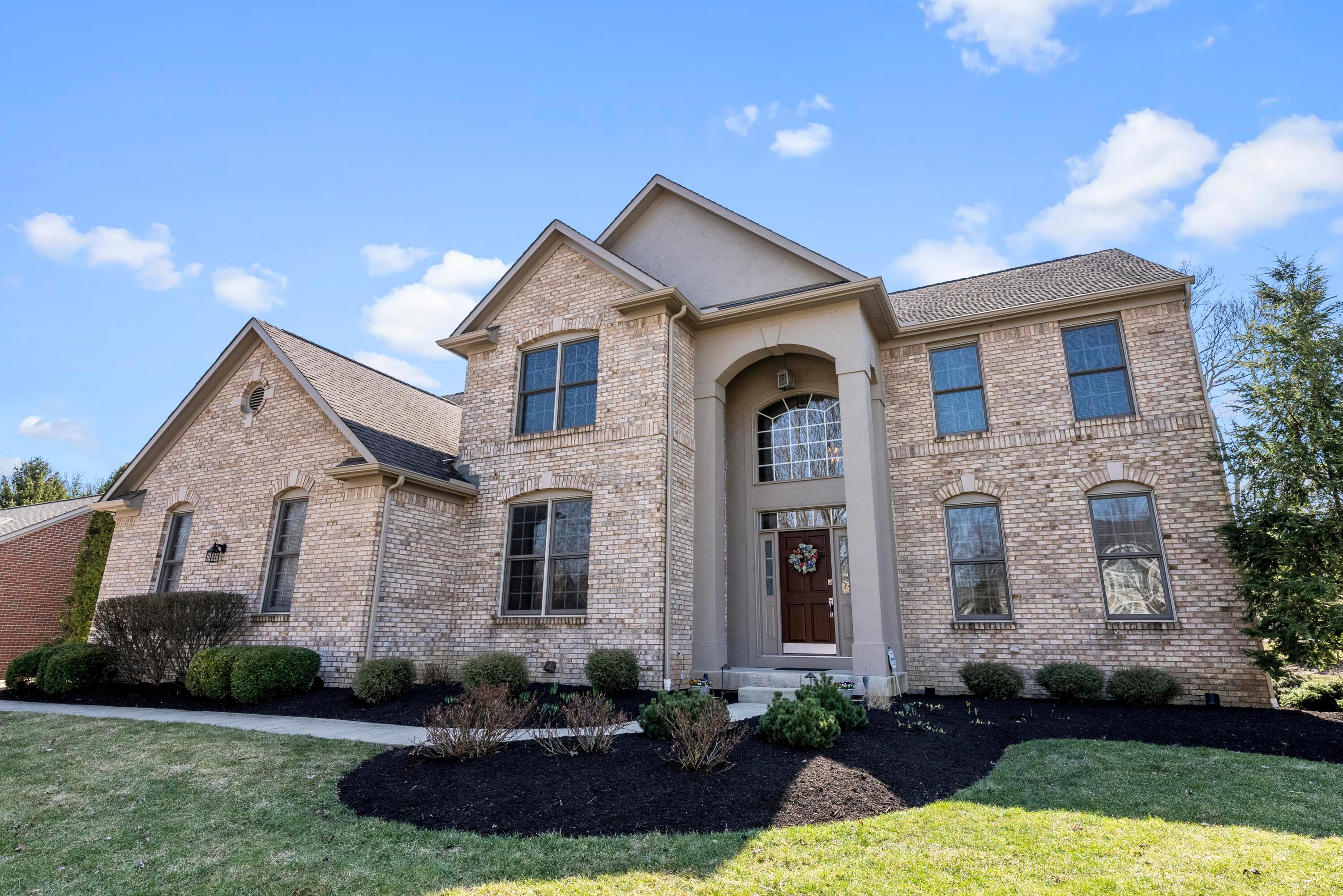 4845 Carrigan Ridge Drive, Dublin, Ohio image 1