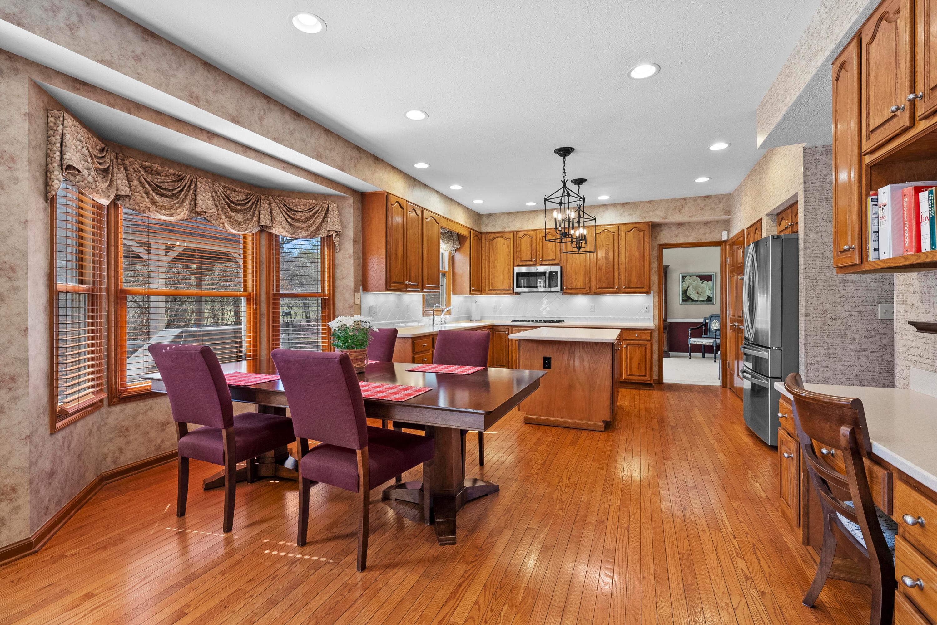 4845 Carrigan Ridge Drive, Dublin, Ohio image 16