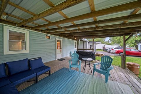 Tiny photo for 6732 London Groveport Road, Grove City, OH 43123 (MLS # 226014040)