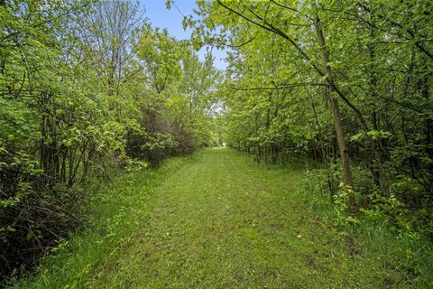 Tiny photo for 6732 London Groveport Road, Grove City, OH 43123 (MLS # 226014040)