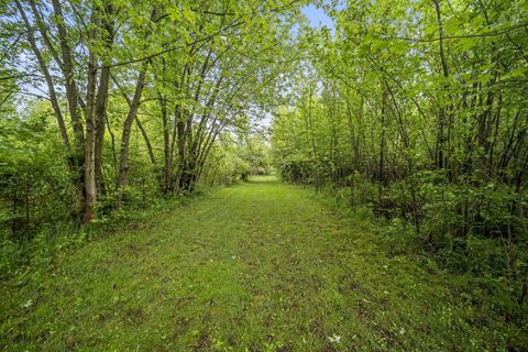 Tiny photo for 6732 London Groveport Road, Grove City, OH 43123 (MLS # 226014040)