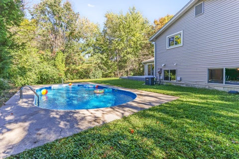 Tiny photo for 315 Warlock Court, Columbus, OH 43230 (MLS # 226039769)
