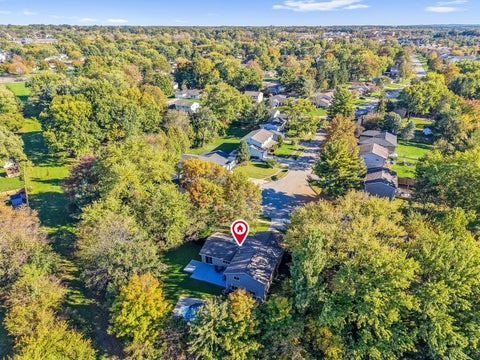 Tiny photo for 315 Warlock Court, Columbus, OH 43230 (MLS # 226039769)
