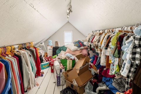 Tiny photo for 185 N 10th Street, Newark, OH 43055 (MLS # 226002729)