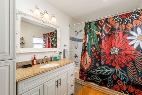 Tiny photo for 185 N 10th Street, Newark, OH 43055 (MLS # 226002729)