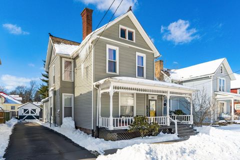 Tiny photo for 185 N 10th Street, Newark, OH 43055 (MLS # 226002729)