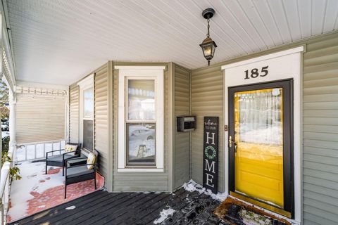 Tiny photo for 185 N 10th Street, Newark, OH 43055 (MLS # 226002729)