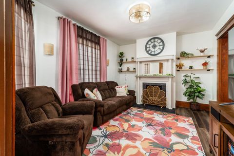 Tiny photo for 185 N 10th Street, Newark, OH 43055 (MLS # 226002729)