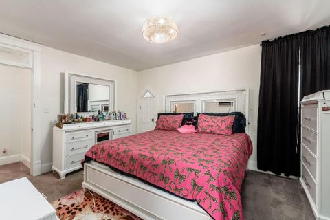 Tiny photo for 185 N 10th Street, Newark, OH 43055 (MLS # 226002729)