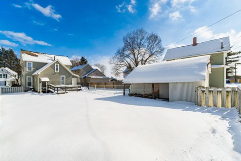 Tiny photo for 185 N 10th Street, Newark, OH 43055 (MLS # 226002729)