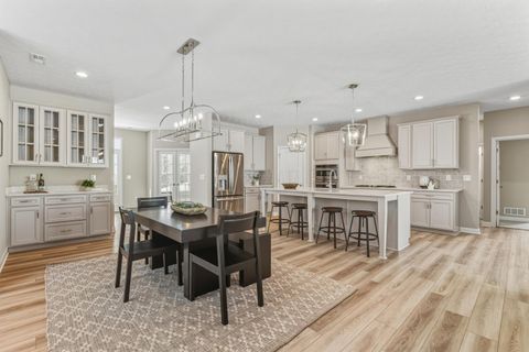 Tiny photo for 5552 Jessica Lane W, Powell, OH 43065 (MLS # 226003234)