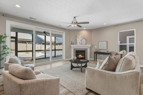 Tiny photo for 5552 Jessica Lane W, Powell, OH 43065 (MLS # 226003234)