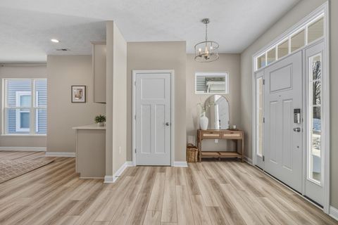 Tiny photo for 5552 Jessica Lane W, Powell, OH 43065 (MLS # 226003234)